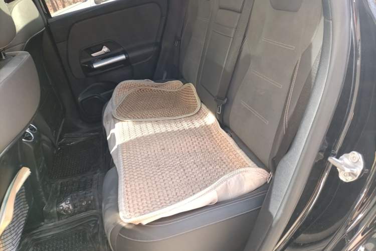 Used Mercedes-Benz EQA 2022 EQA 300 4MATIC Launch Edition
