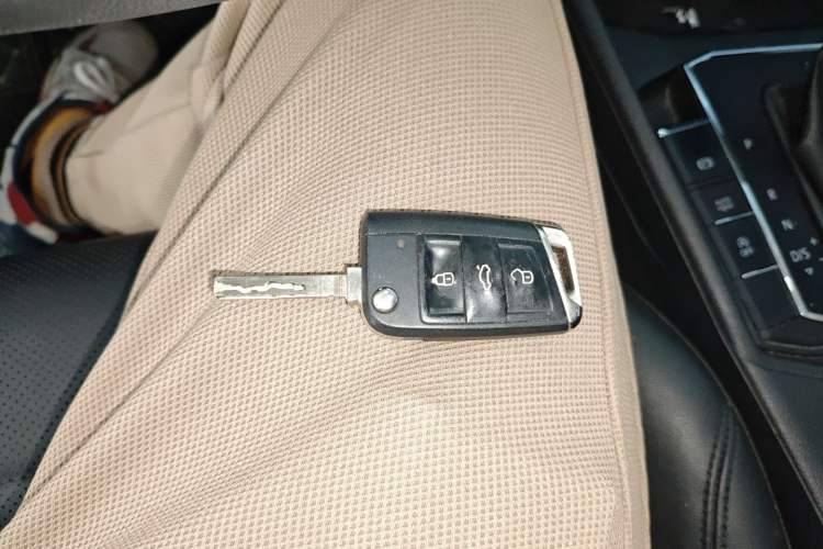 Used Volkswagen Lavida 2018 1.5L Automatic Comfort Edition China V Standard Vehicle Key