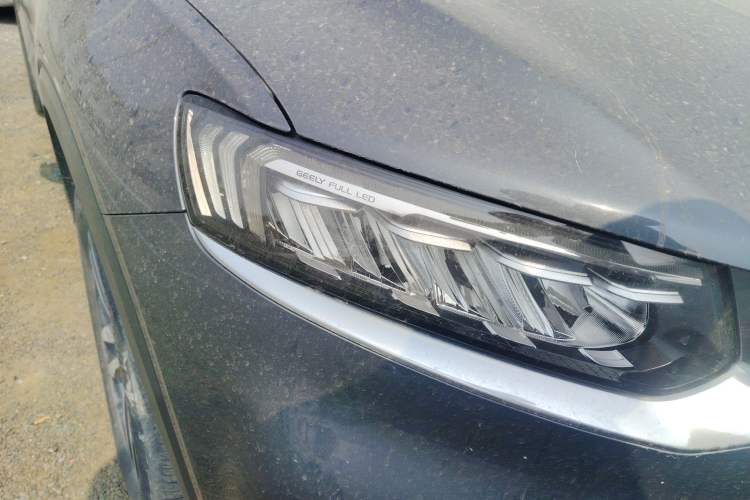 Used Geely Auto Monjaro 2019 300T YAOXINGZHE Right Front Headlight