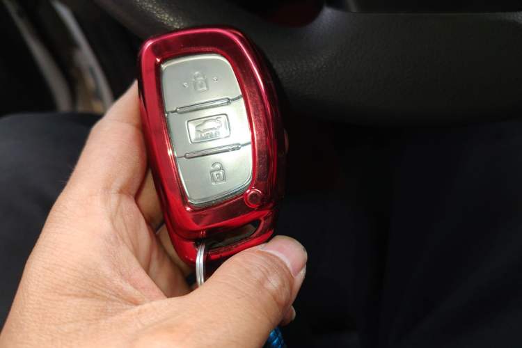 Used Hyundai Elantra (6th Generation / Lingdong) 2016 1.6L Automatic ZhiXuan – Elite Version