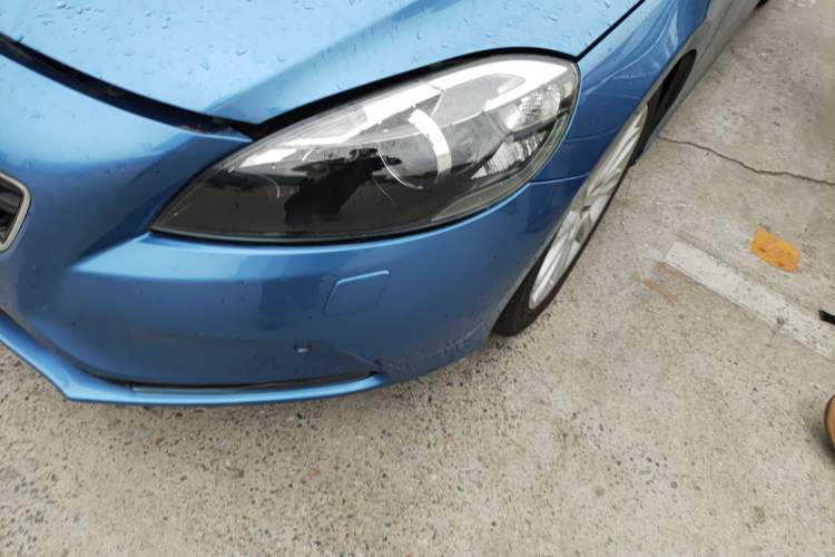 Used Volvo V40 2015 1.6T Zhiya Edition Left Front Headlight