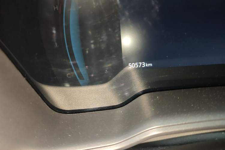 Used Toyota Corolla Cross 2023 Dual-Motor 2.0L Elite Edition Odometer Close Up