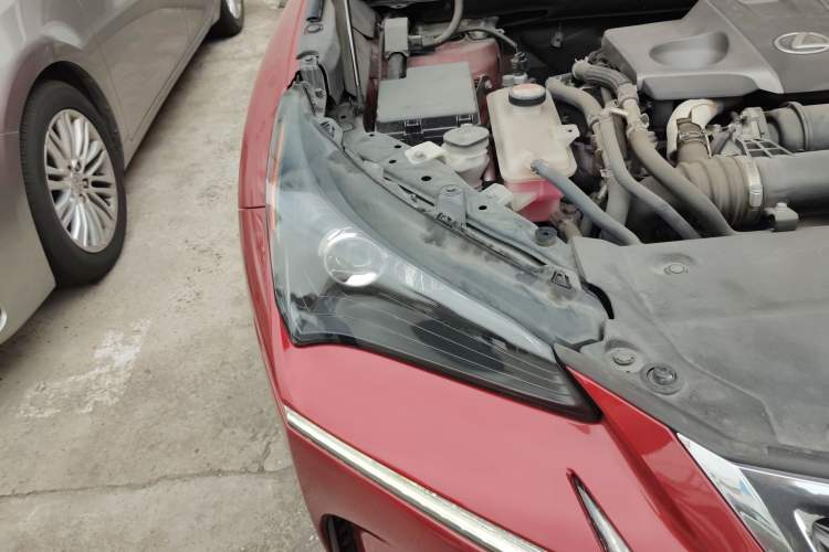 Used Lexus NX 2015 200T All-Wheel-Drive Fēngshàng Edition Right Front Headlight