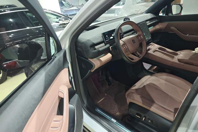 Used Nio EC6 2023 75 kWh
