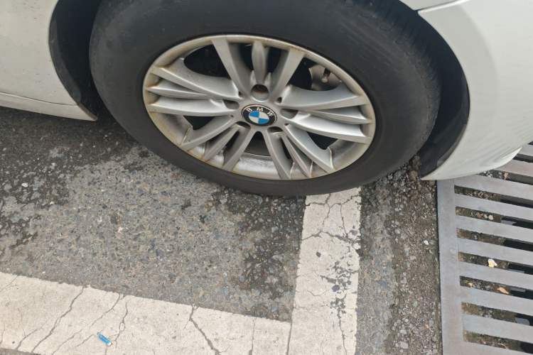 Used BMW 3 Series 2014 320Li Fashion Model