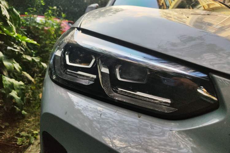 Used BMW X4 2022 xDrive 30i M Sport Package Right Front Headlight