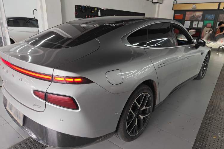 Used XPeng P7 2023 P7i 702 Pro
