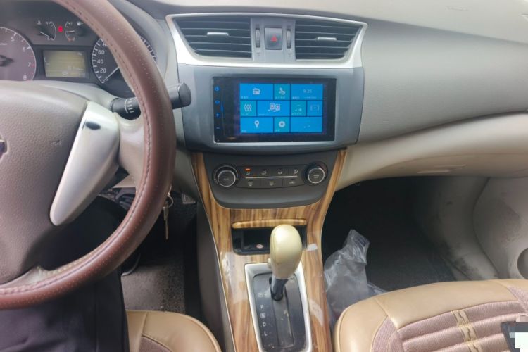 Used Nissan Sylphy 2012 1.6 XL CVT Luxury Edition Audio And AC Panel