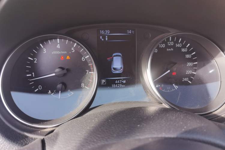 Used Nissan Qashqai 2022 2.0L CVT XV Premier Luxury Edition Instrument Cluster