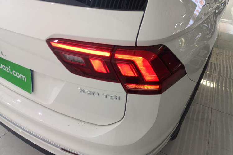 Used Volkswagen Tiguan L 2021 330TSI Automatic Two-Wheel Drive R-Line Enhanced Edition Right Rear Taillight
