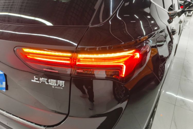 Used Buick Envision 2023 Encore S 652T Two-Wheel-Drive Luxury Model Exterior 3