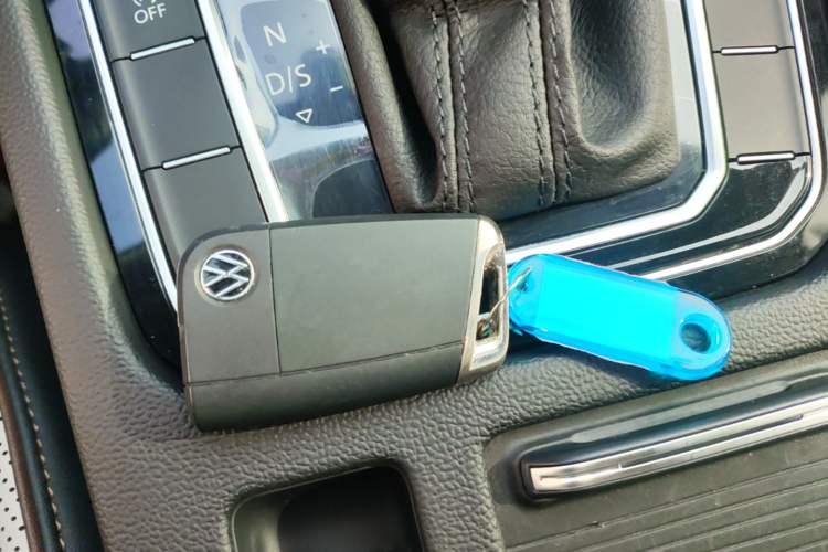 Used Volkswagen Magotan 2025 Zhongxiang Version 330TSI DSG Luxury Edition