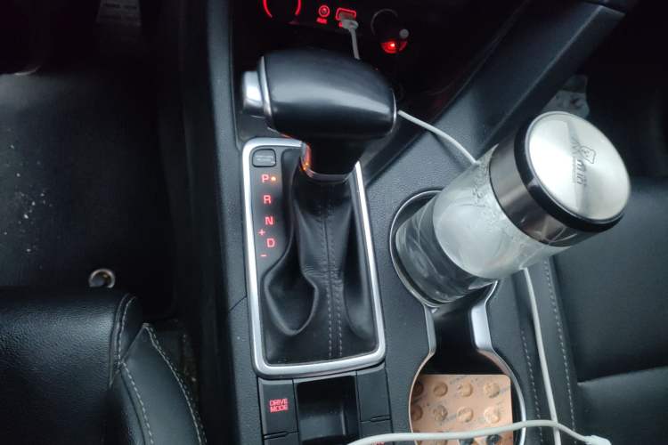 Used Kia KX5 2017 1.6T Automatic Two-Wheel Drive 15th Anniversary Special Edition DLX