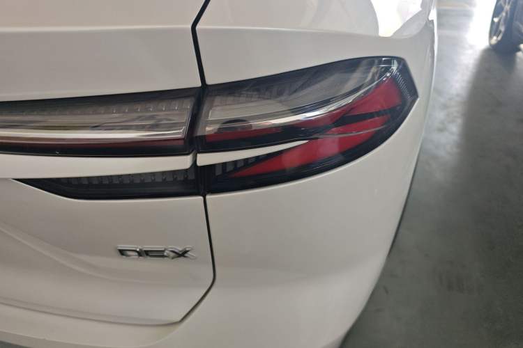 Used Roewe D5X DMH 2024 135 Tech Edition