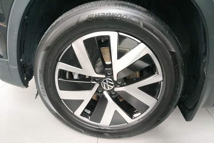 Used Volkswagen Tayron 2024 330TSI Two-Wheel Drive Luxury Plus Advanced Version