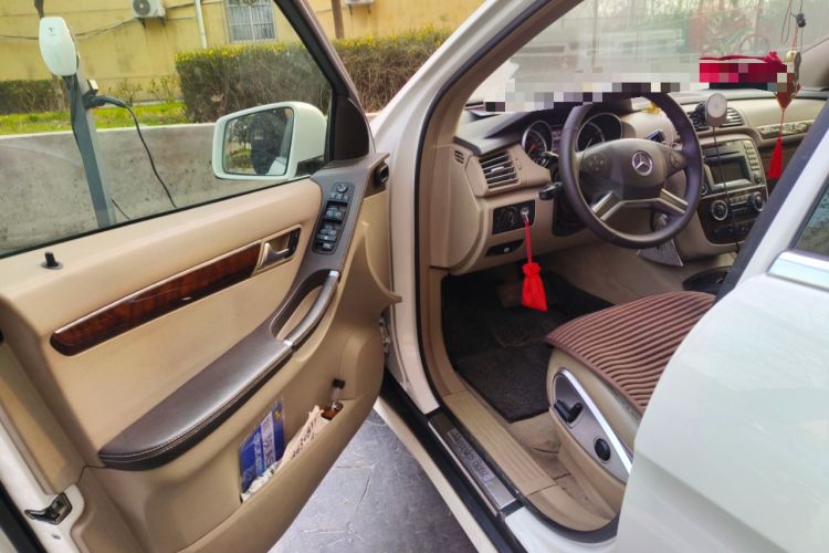 Used Mercedes-Benz R-Class 2011 R 300 L Business Model