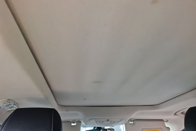 Used Ford Kuga 2017 EcoBoost 180 Two-Wheel-Drive Platinum Edition Headliner