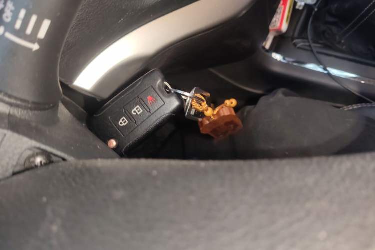 Used Dongfeng Palazzo 2021 1.8T Manual Two-Wheel Drive Elite Edition Vehicle Key