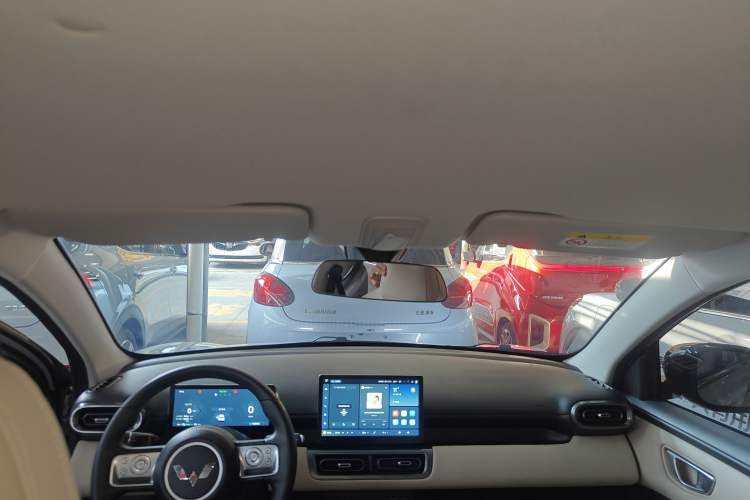 Used Wuling Bingo PLUS 2024 510 km Flagship Edition Four-Seater Version
