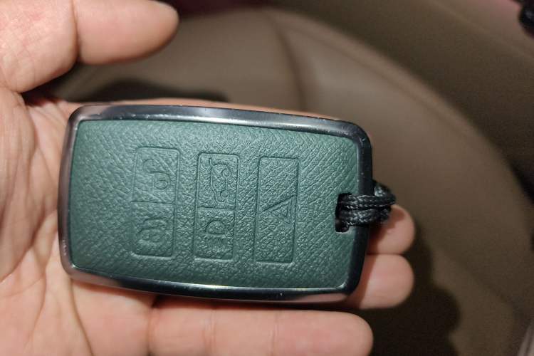 Used Land Rover Range 2025 3.0 L6 400 PS Extended Luxury Edition
