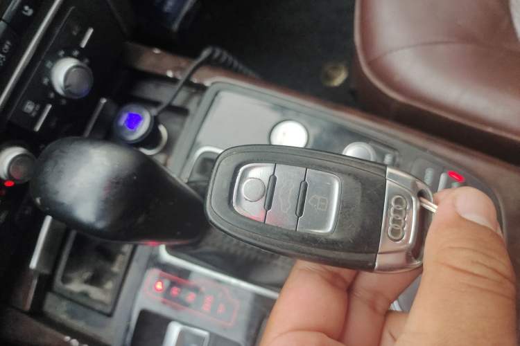 Used Audi A6L 2018 30th Anniversary Edition 35 TFSI Fashion Model Vehicle Key