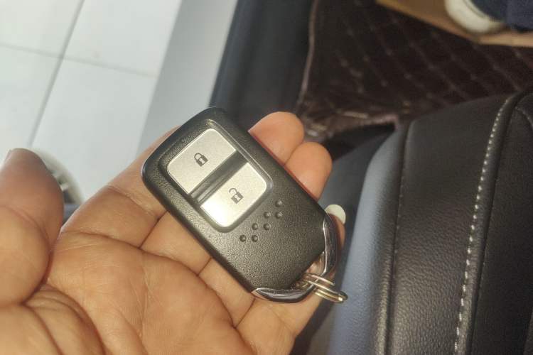 Used Honda Fit 2021 1.5L CVT Trend Edition Vehicle Key