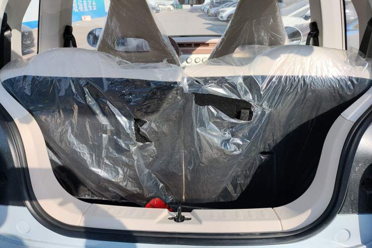 Used Bestune Pony 2026 222km Colorful Horse Trunk