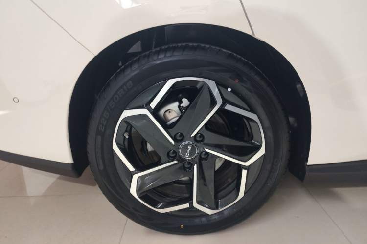 Used BYD Seal 06 New Energy 2025 DM-i Intelligent Drive 120KM Flagship Model
