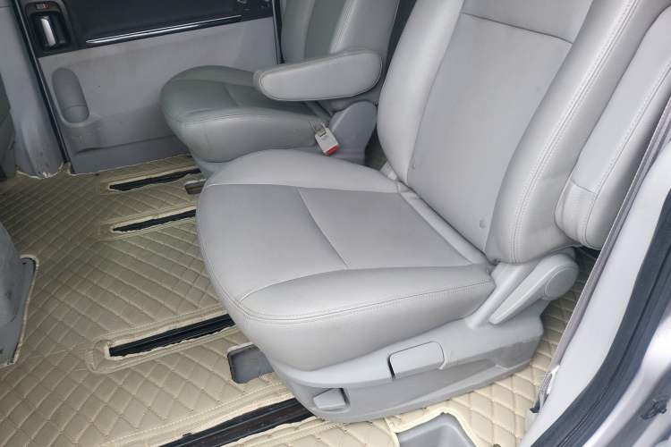 Used JAC Refine M4  Left Rear Seat