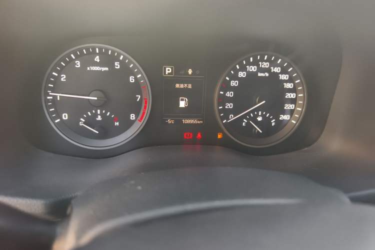 Used Hyundai Tucson 2018 1.6T Dual-Clutch Two-Wheel Drive 15th Anniversary Special Edition