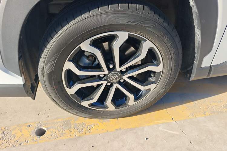 Used Toyota FRONTLANDER 2023 2.0L CVT Luxury Edition
