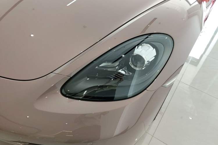 Used Porsche 718 2022 Boxster T 2.0T