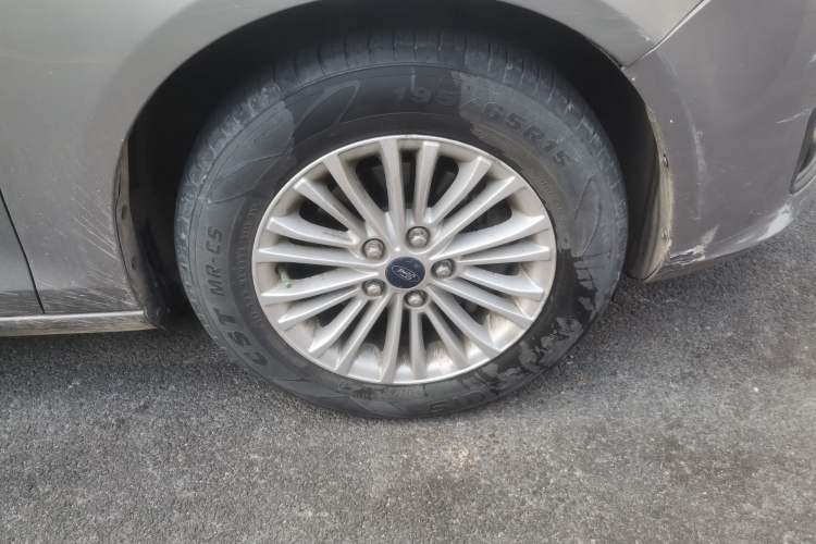 Used Ford Escort 2015 1.5L Manual Comfort Model