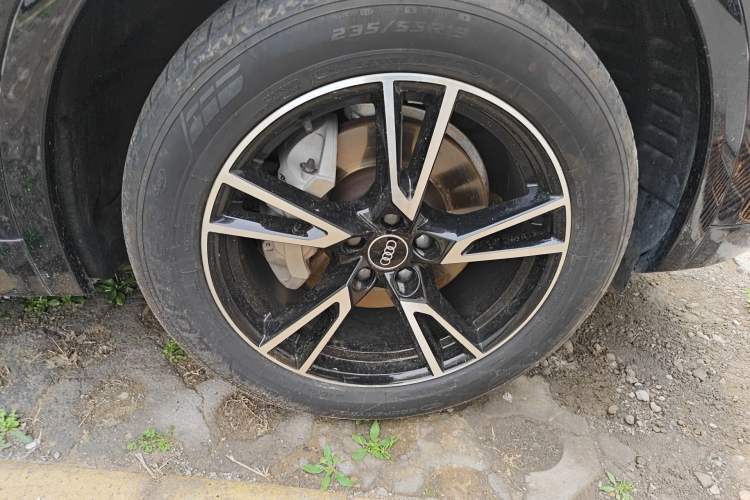 Used Audi Q5L 2022 Updated Version 40T Luxury Elegant Edition