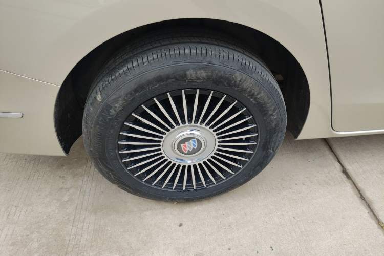 Used Buick GL8 2018 ES 28T Comfort Model China VI Standard