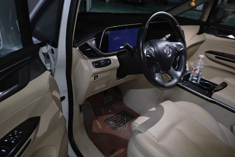 Used Buick GL8 2022 ES Landtrek 653T Luxury Edition