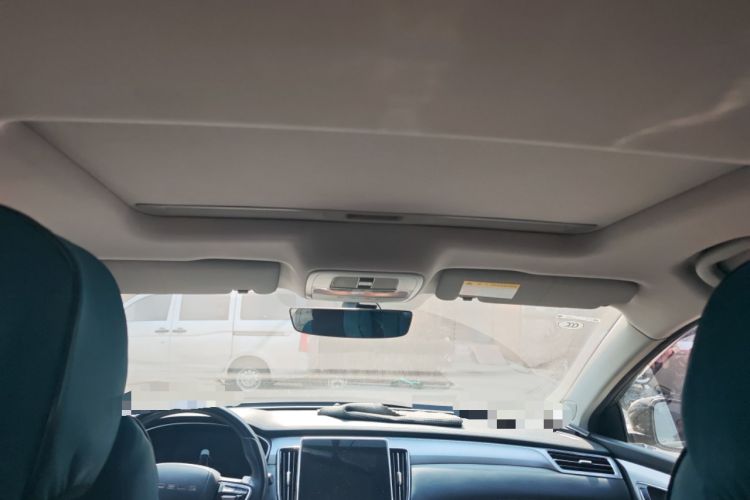 Used Roewe i6 MAX 2020 300TGI Automatic Sporty Cool Edition
