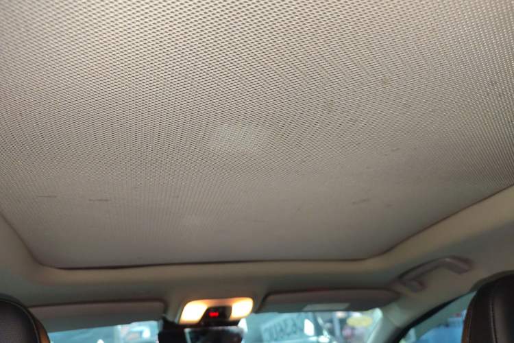 Used Volvo XC60 2015 T5 AWD Zhiyuan Edition Headliner