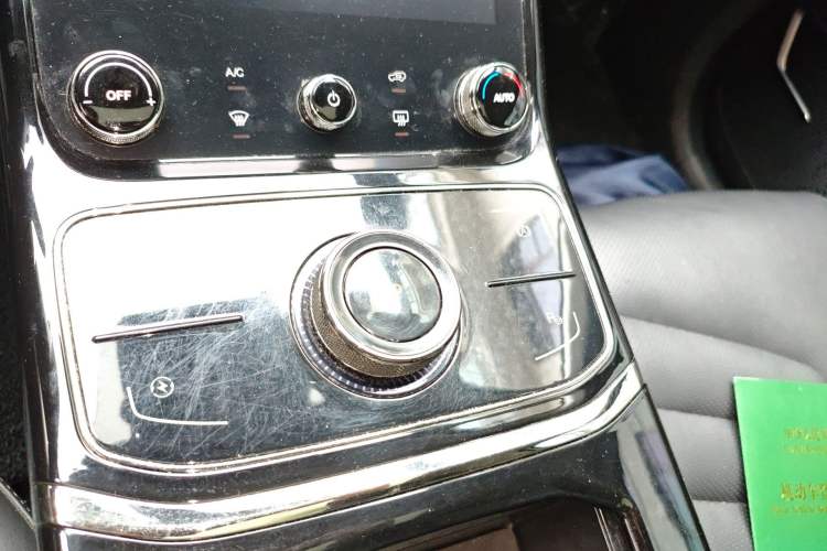 Used NETA U 2021 Pro 610 Fire-Seeking Edition Gear Lever