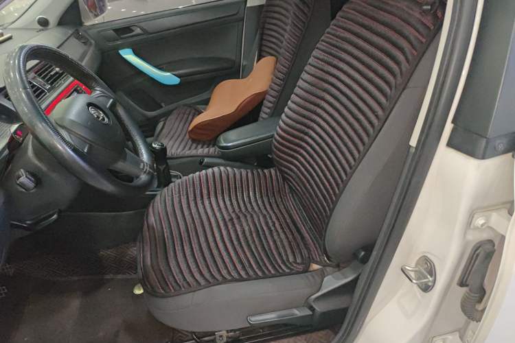 Used Skoda Rapid Spaceback 2014 1.6L Manual Enjoyment Edition
