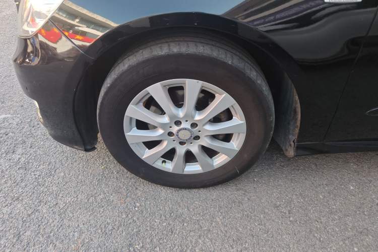 Used Mercedes-Benz R-Class 2017 R 320 4MATIC Business Edition Prestige Model