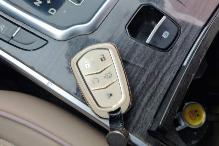 Used Land X7 2016 2.0T Panoramic Deluxe Edition