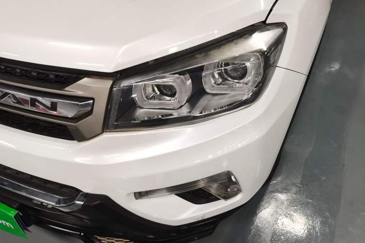 Used CHANGAN CS75 2016 1.8T Automatic Elite Model China V Standard
