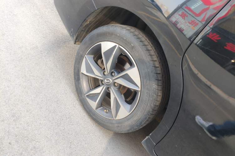 Used GAC Trumpchi M6 2021 PRO 270T DCT Luxury Edition Exterior 5