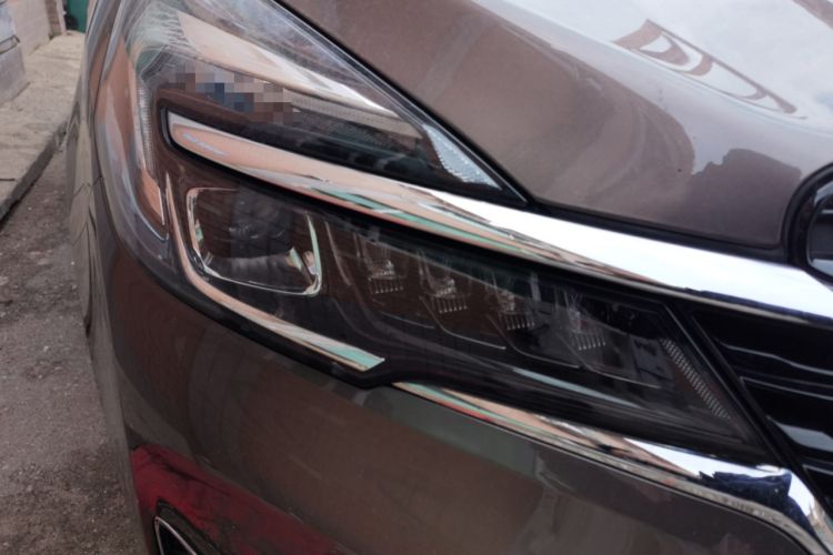 Used Buick GL8 2021 Land Cruiser Executive Class 652T Luxury Model