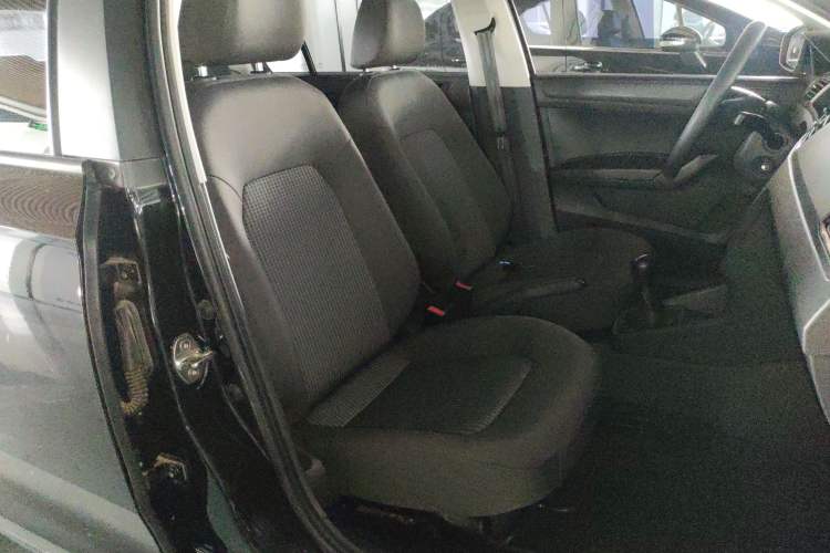 Used Volkswagen Santana 2018 1.5L Manual Fashion Edition Right Front Seat