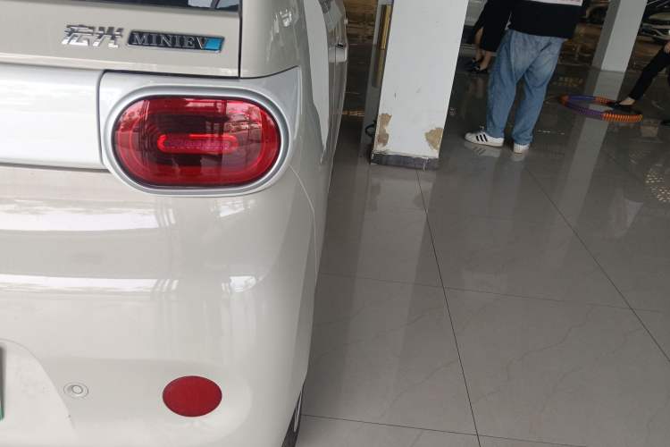 Used Wuling Hongguang MINIEV 2024 3rd Generation 215km Youth Edition