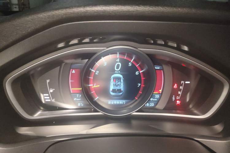 Used Volvo V40 2013 2.0T Zhiya Edition