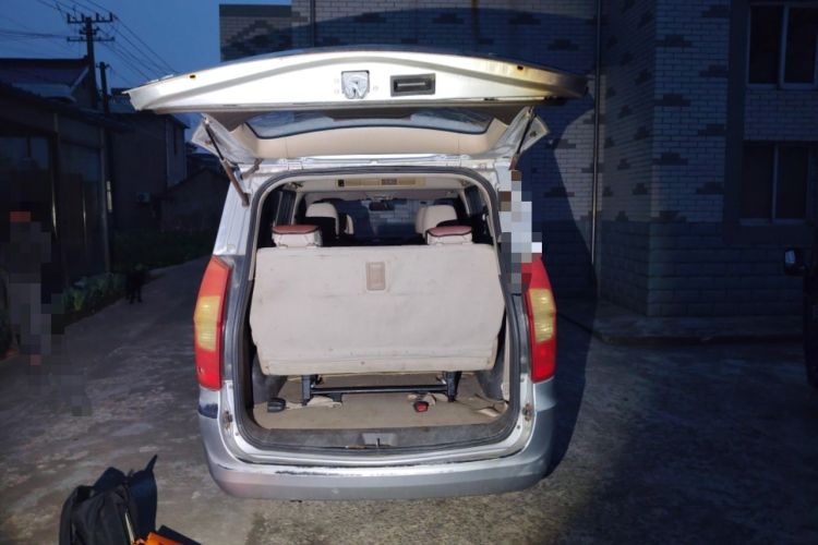 Used Wuling Hongguang 2014 1.5L S Standard Version Trunk