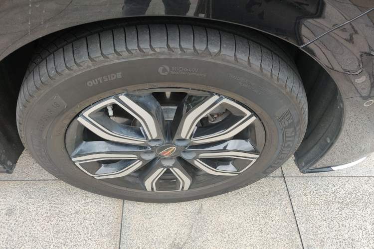 Used Hongqi HQ9 2023 2.0T Smart Connect Flagship Edition
